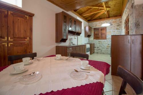 Villa Laconian Collection "mystras 1911"