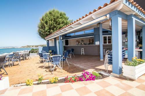 Girogiali Beach Hotel