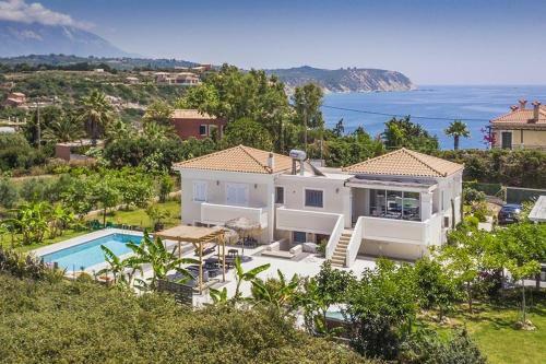Agia Pelagia Villa Sleeps 6 Pool Air Con Wifi