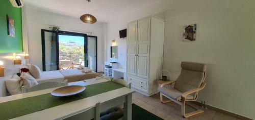 Artemis Apartments