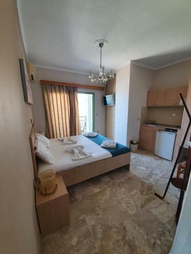 Rose Hotel