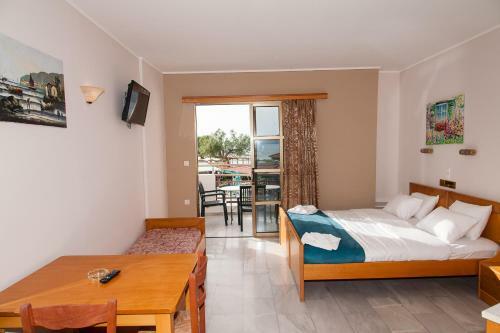 Rose Hotel