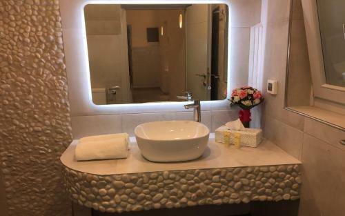 Apartamento Ariana Eco Suites Adults Only