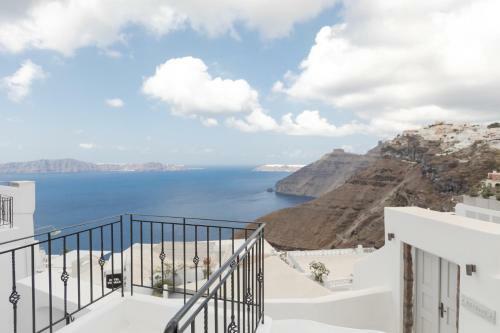 Apartamento Doukas Caldera Suites