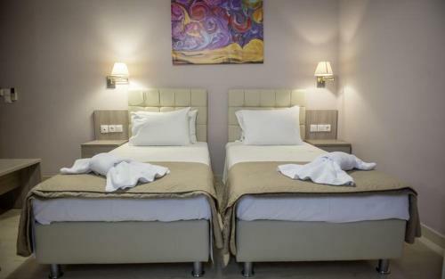 Sunwaves Beach Hotel