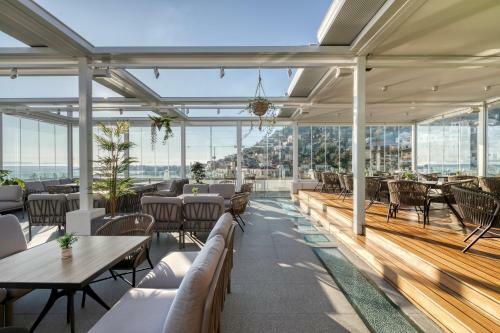 Las Hotel & Spa