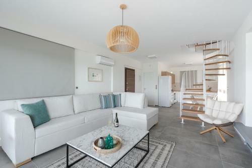 Hostal Costa Vasia Suites And Apartments