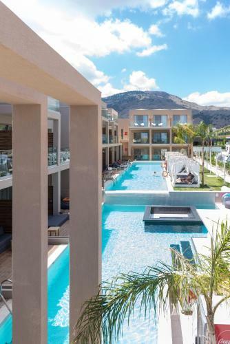 Epos Luxury Beach Hotel / Adults Only 16+