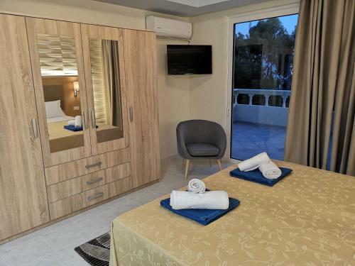 Louis Luxury Villa