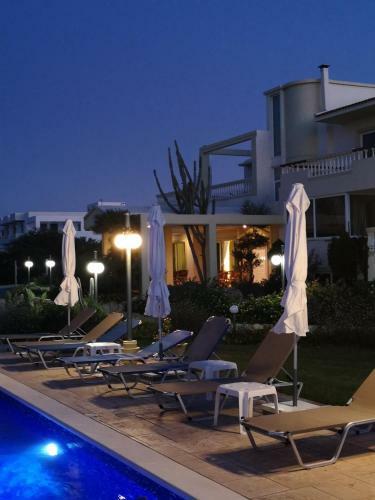 Louis Luxury Villa