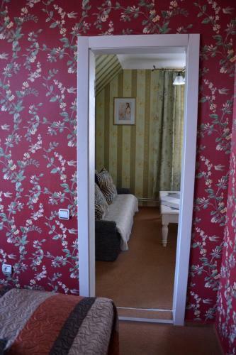 Hotel City Center Ka?is B&B