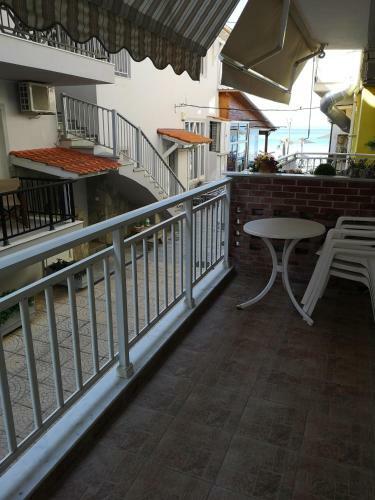 Hostal Gatos Beach