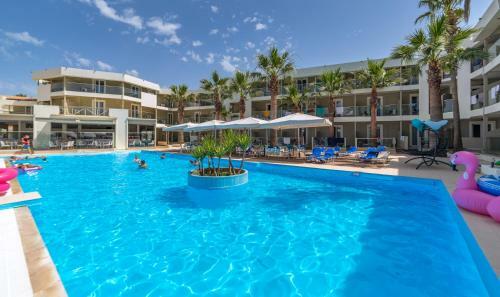 Hotel White Olive Premium Cameo