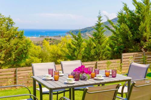 Villa Keri Homes