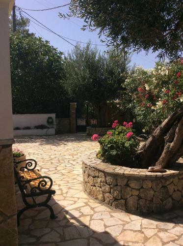Villa Ampelaki 2