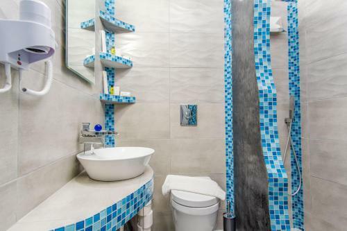 N Renieris Apartments