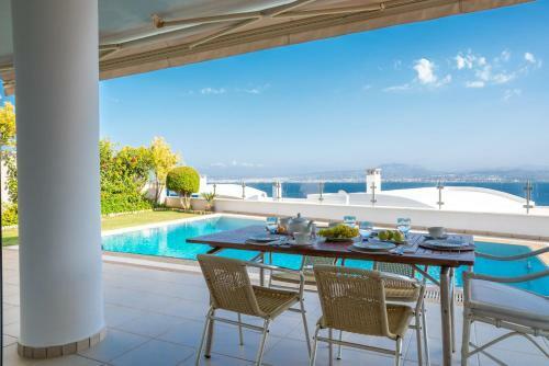 Blue Oasis Luxury Villa