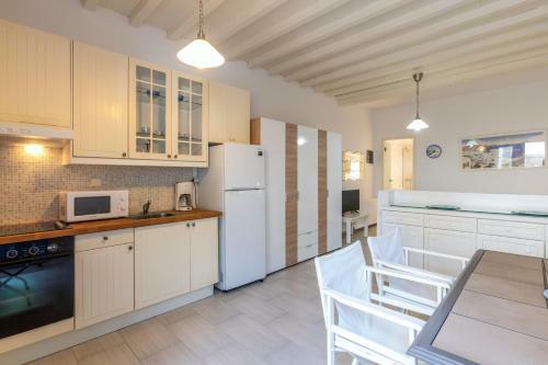Archon Mykonos Luxury Villa