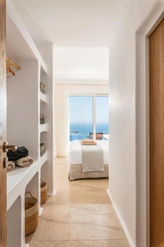 Breathtaking 5 Bedroom Villa With Private Pool