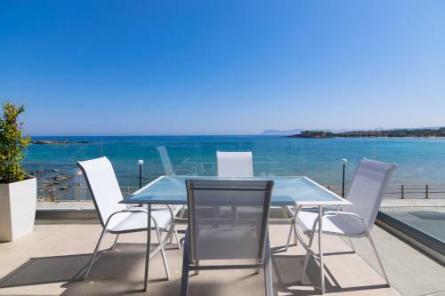 Sonja Beachfront Apartments