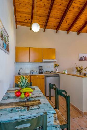 Theos Holidays Apartments