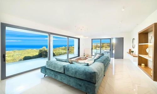 Villa Mistral Suite Heated Pool