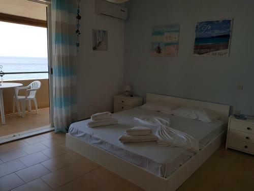 Glyfada Two Floors Maizonette Aa2 62