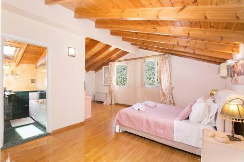 Kandria Golf & Beach Villa