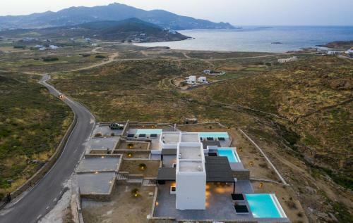 Hotel Ftelia Black Villas