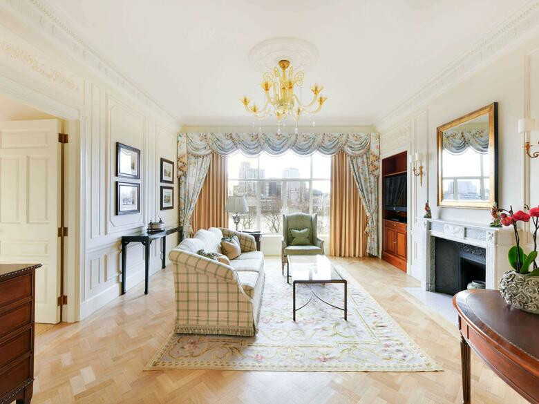 Hotel The Savoy