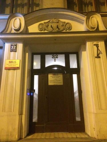 Hostel Latberry