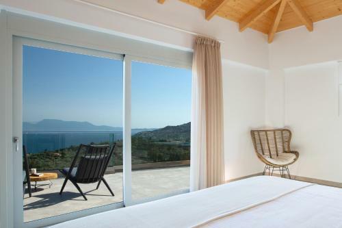 Rachi Sea View White Villa