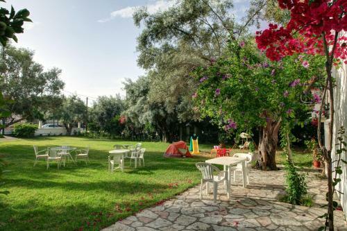 The Filoxenia Apartments, Nikiana