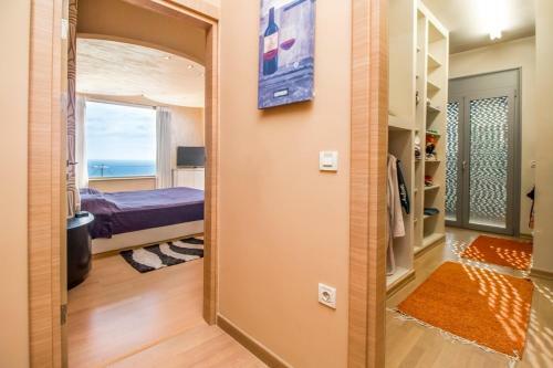 Sea Illusion Villa