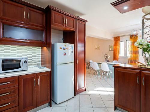 Enchanting Villa In Chalcis With Terrace