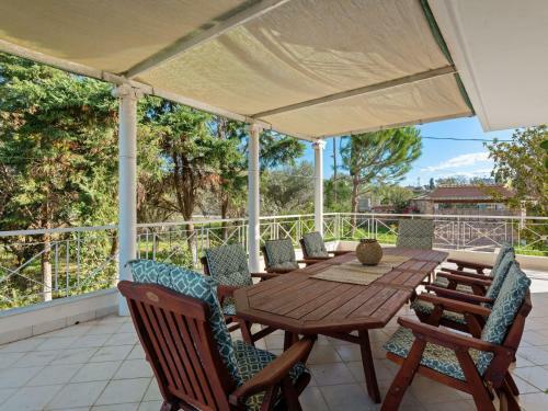 Enchanting Villa In Chalcis With Terrace