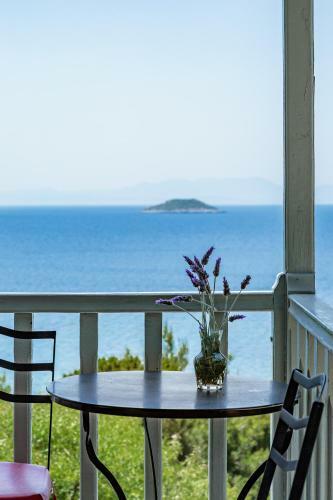 Hostal Stamatiou Estate