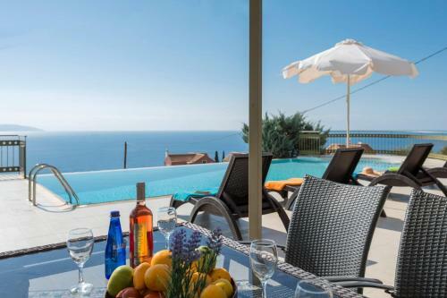 Lourdas Beach View Villa