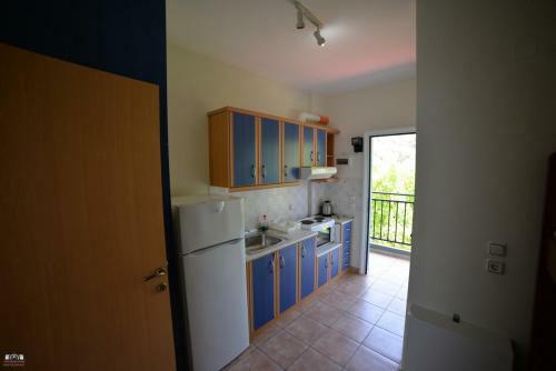 Hostal Ziourkas Apartments