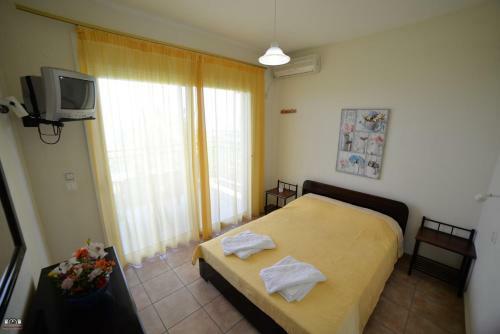Hostal Ziourkas Apartments