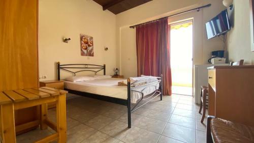 Hotel Apanemia Rooms