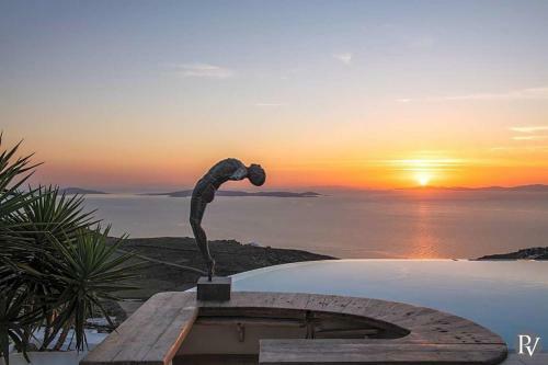 Faros Armenistis Villa Sleeps 18 With Pool And Air Con