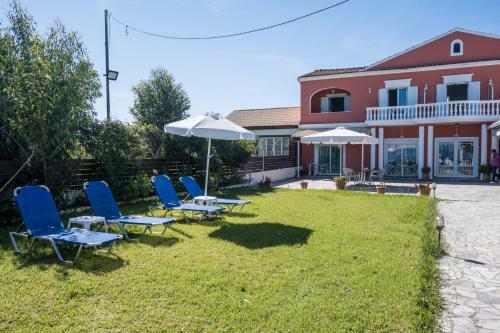 Bed & Breakfast Christina Beachfront Rooms