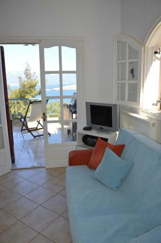 Villa Iokasti (Sea View)
