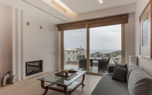 Luxurious Nel Mar Villa