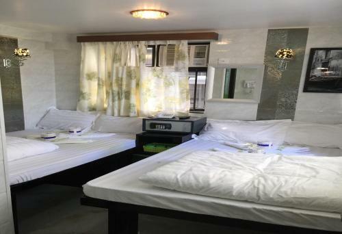 Hostal Rich Hotel