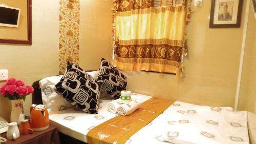Hostal Dhillon Hostel