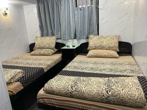 Hostal Vienna Hostel