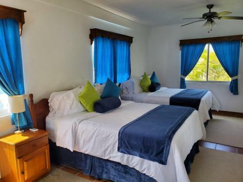 Hotel Villa On Dunbar Rock
