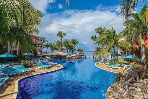 Infinity Bay Spa & Beach Resort Pool View Apartment